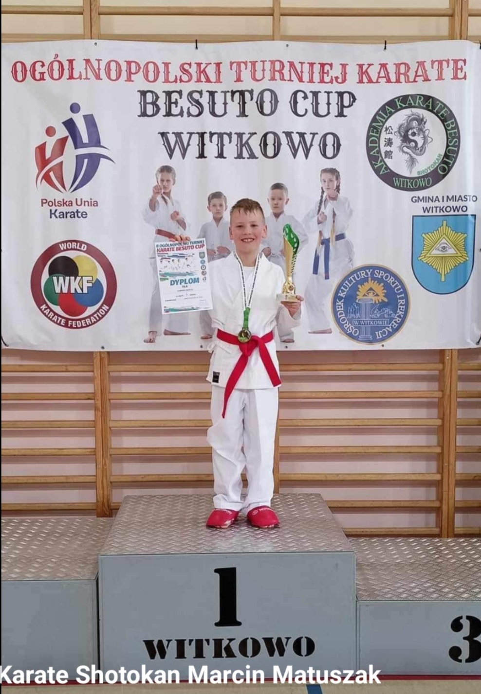 Młody karateka ze Skoków złotym medalistą turnieju