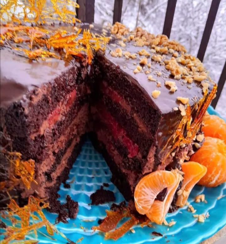 TORT CZEKOLADOWY